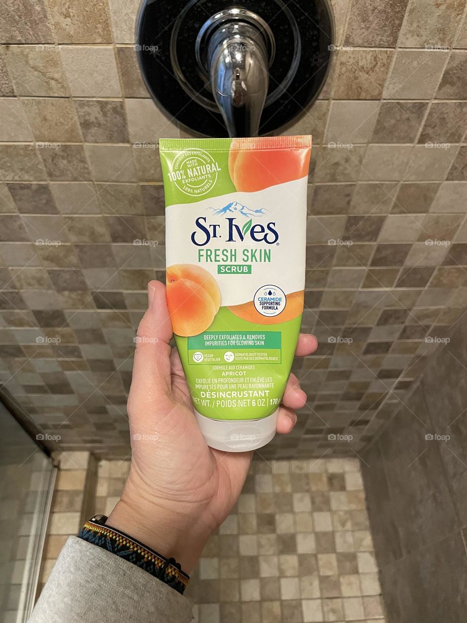 Using St. Ives agave Scrub in the shower, using St. Ives Face Scrub as part of a routine, showering with St. Ives Face Scrub, shower routines 