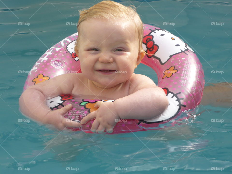 baby swiming