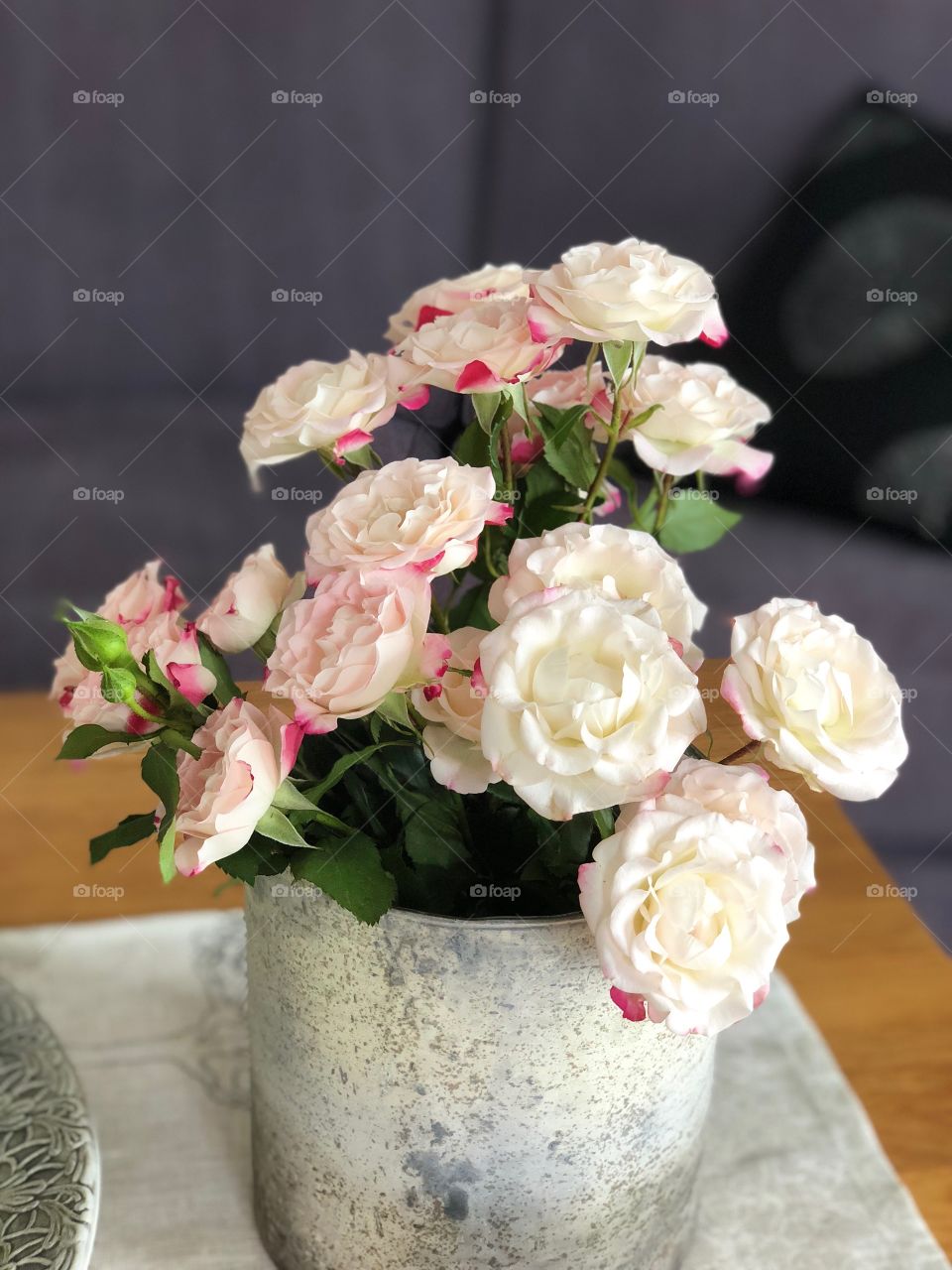 Pink and white roses 