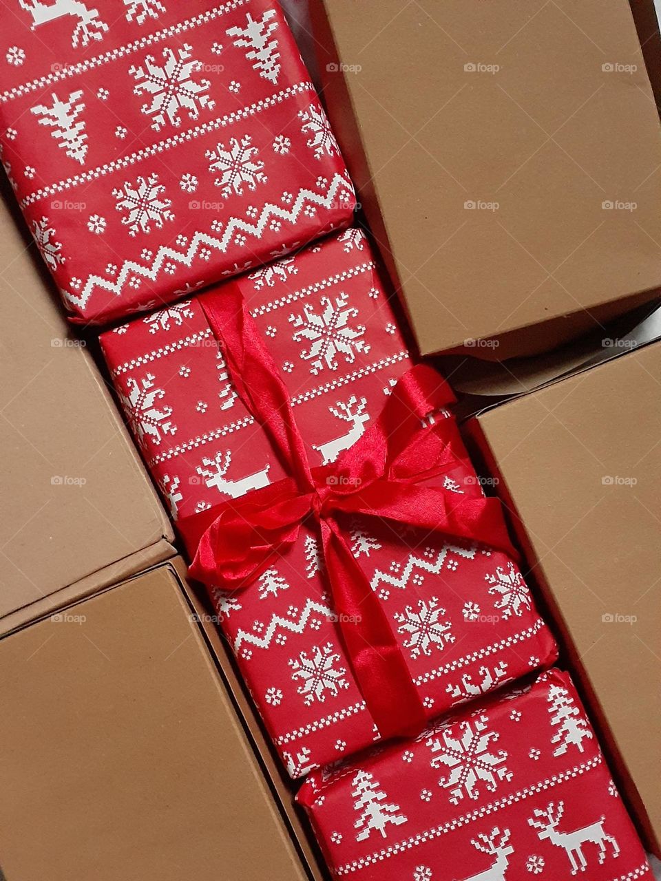 Rectangular Kraft gift boxes