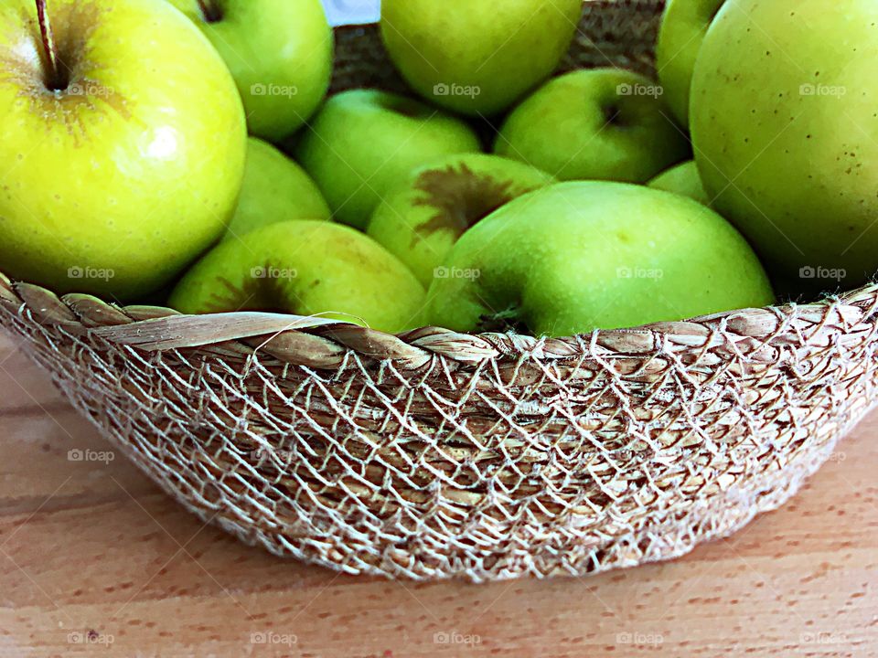 Green juicy Apples 