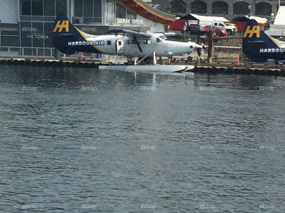 Airplane floatplane 