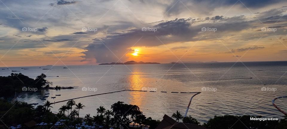 sunset on Pattaya.