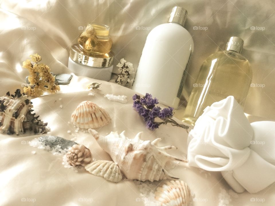 Beauty routines with SPA at home