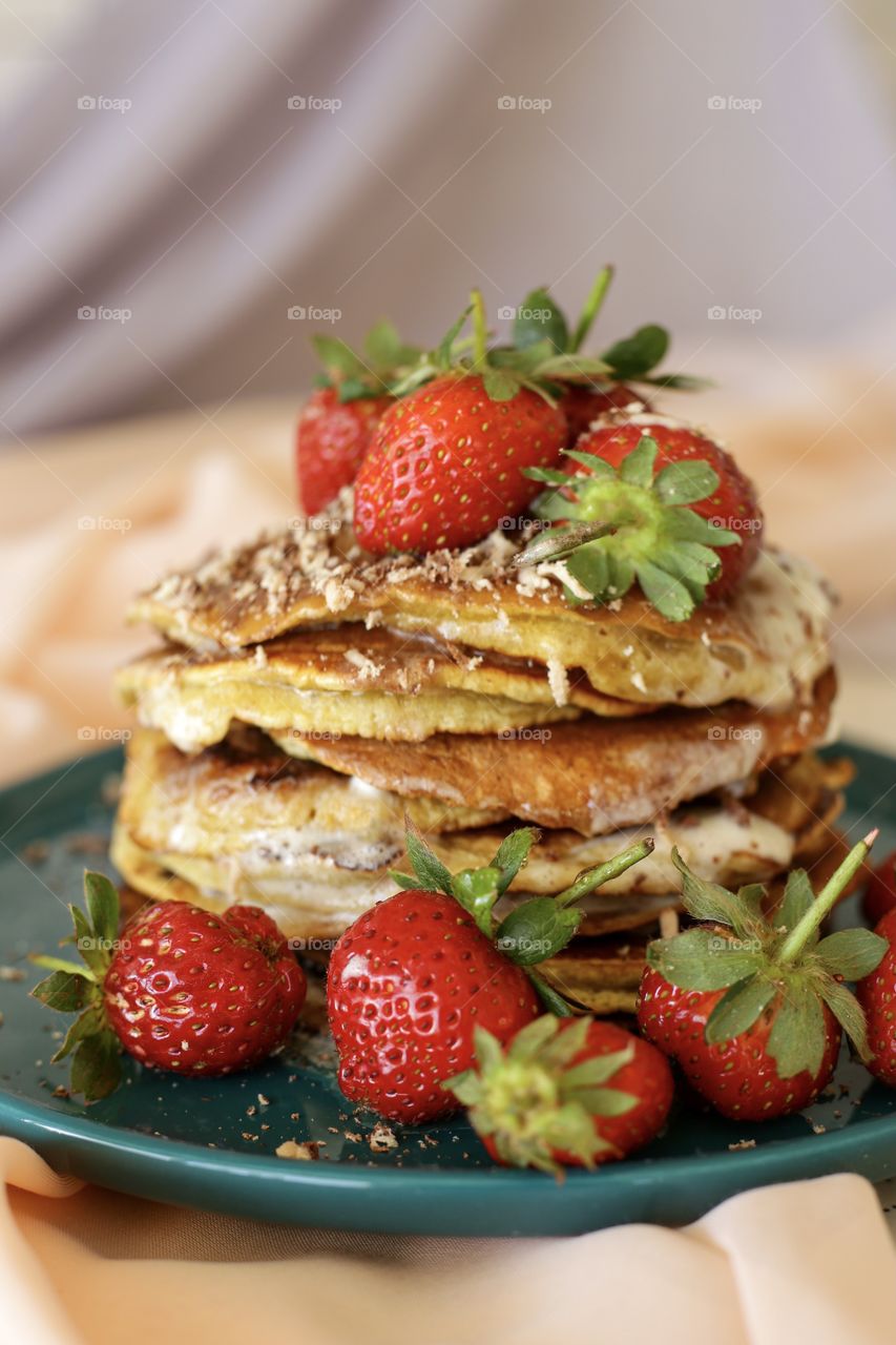Pancakes with strawberry 