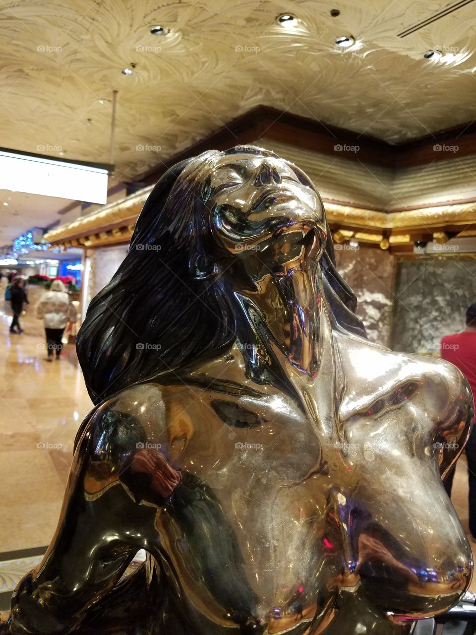 Statue at The Mirage