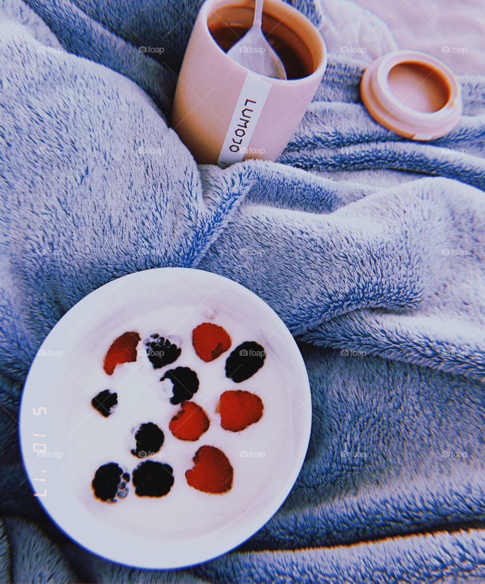 breakfast in bed. balanced. warm. lovely. 