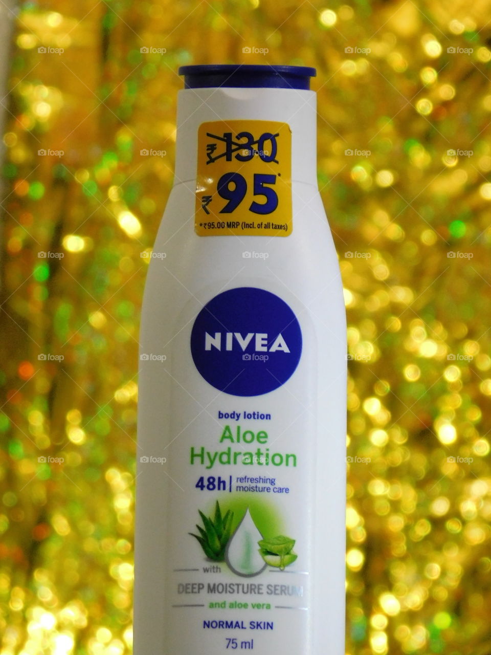 NIVEA _ Nivea Aloe Hydration body lotion with deep moisture serum and aloe Vera for normal skin .it gives your skin fast absorbing and refreshing moisturization and make it noticably smoother for the 48 hours.
