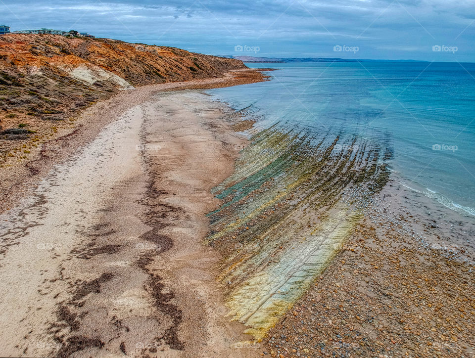 Moana Beach an limestone strata