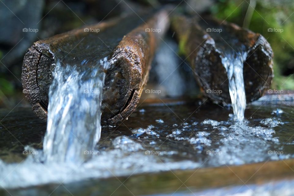 mountain water cold fresh by nivoa