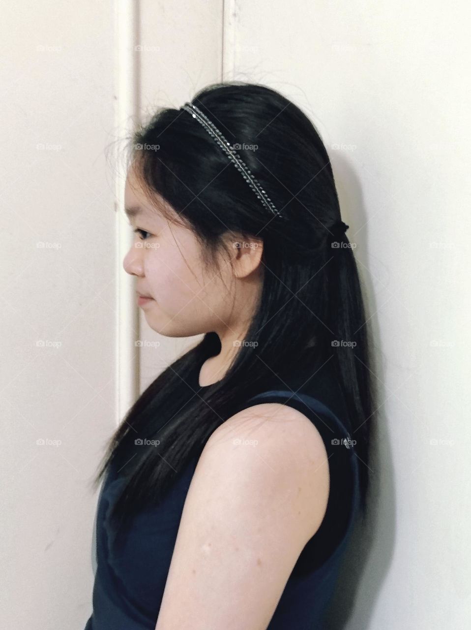 happily get ready to perform