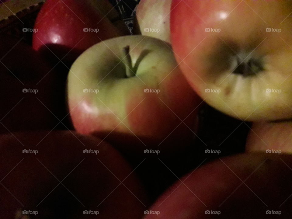 apples