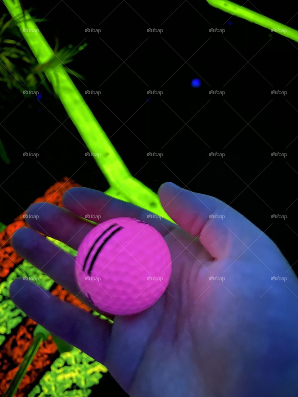 Glow in dark putt putt