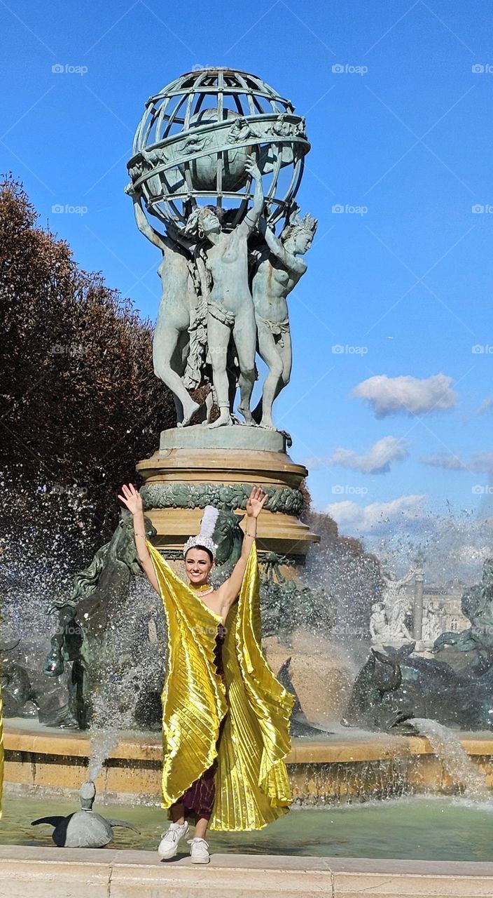 dancer in jardin du Luxembourg