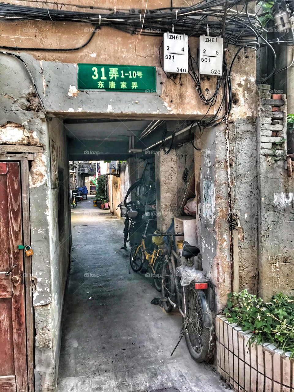 老西门 shanghai old quarters-interesting walk though the neighborhood 
