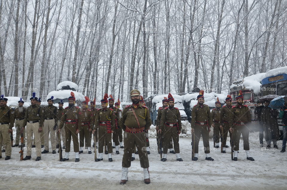 Jk Police 26 Jan 2016 At District police line sopore With heavy snowfall 
area of north kashmir Baramulla