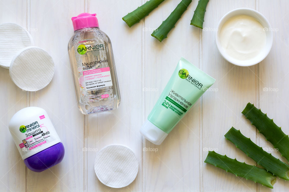 Garnier products flat lay