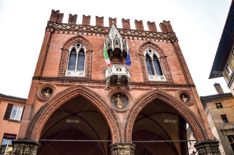 Palacio de la Mercancia. Palacio de la Mercancía (Bologna - Italy)