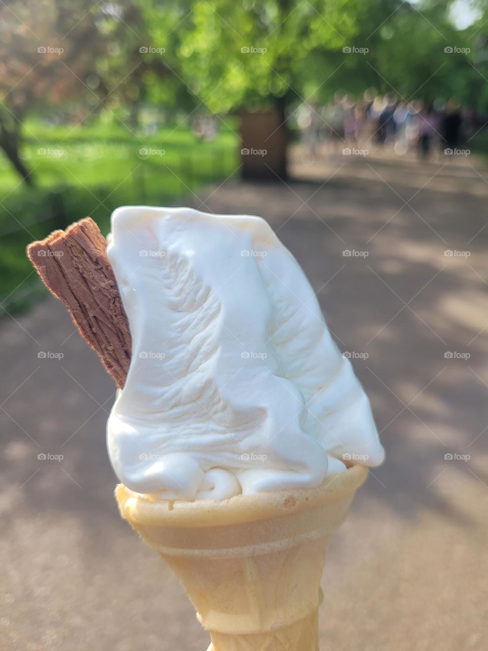 ice cream in the park