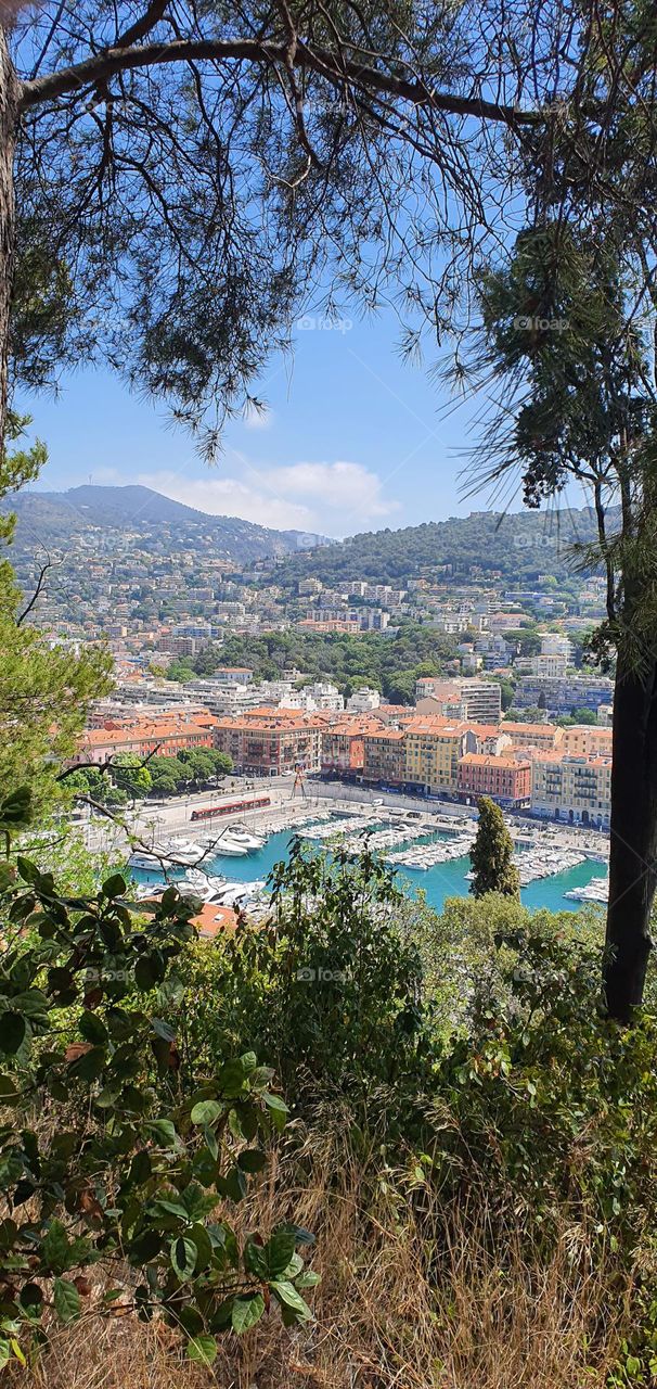 vue de port à nice
