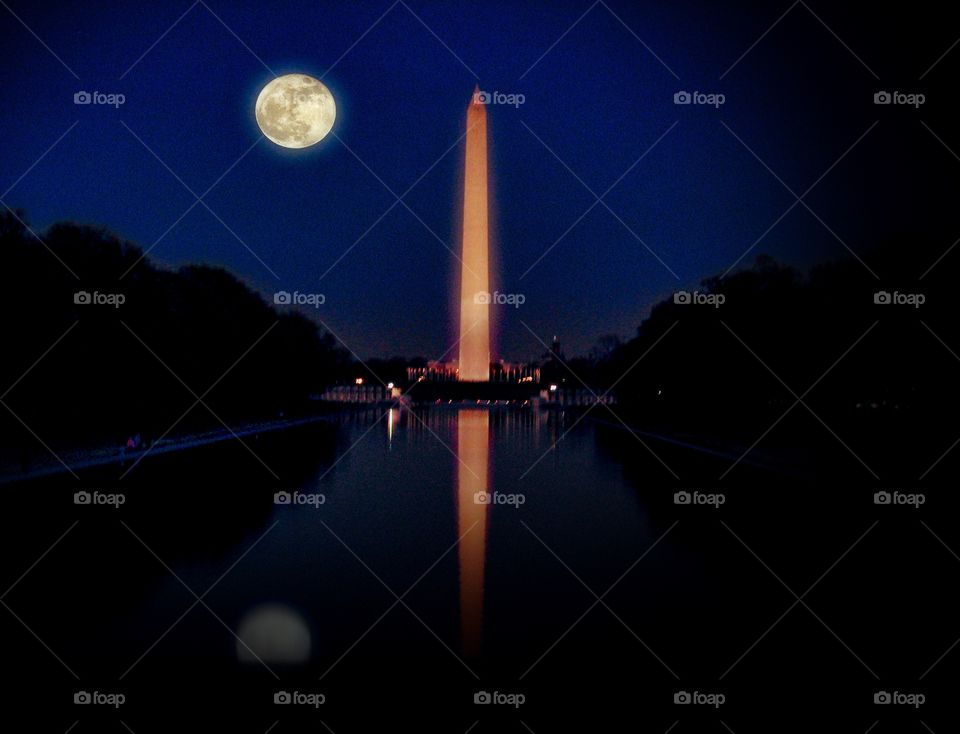 Super moon over Washington Monument