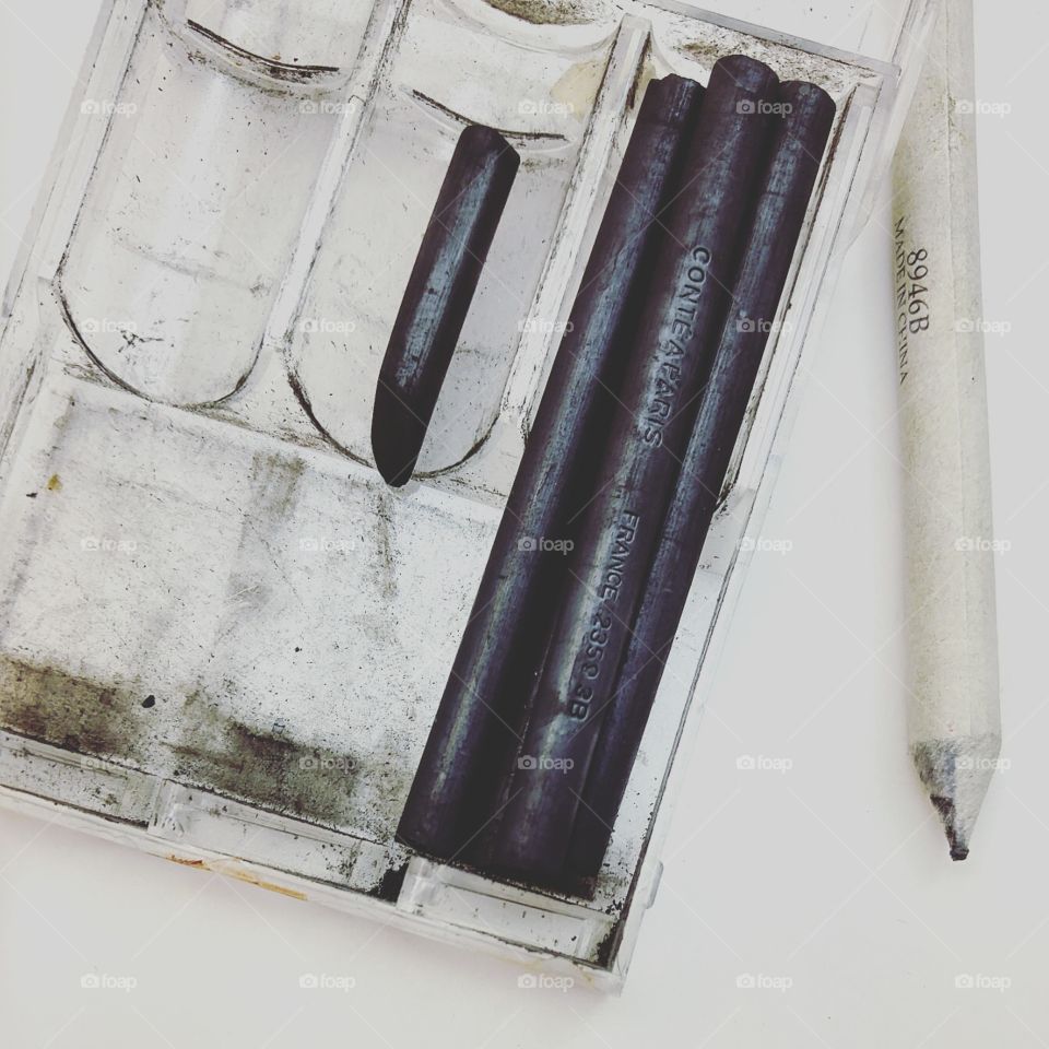 artist's charcoal