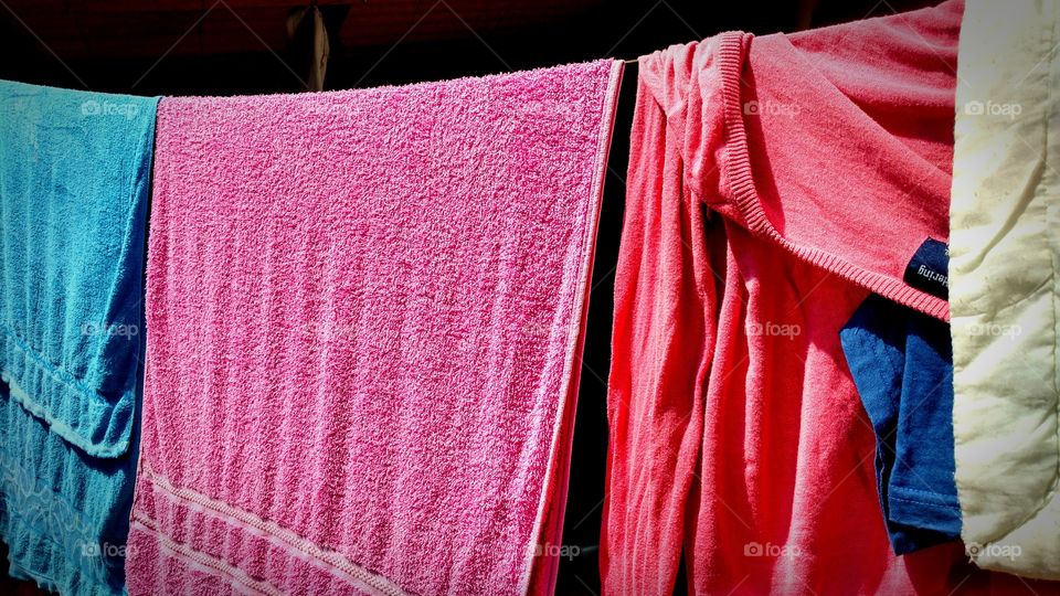 Toalhas no varal.