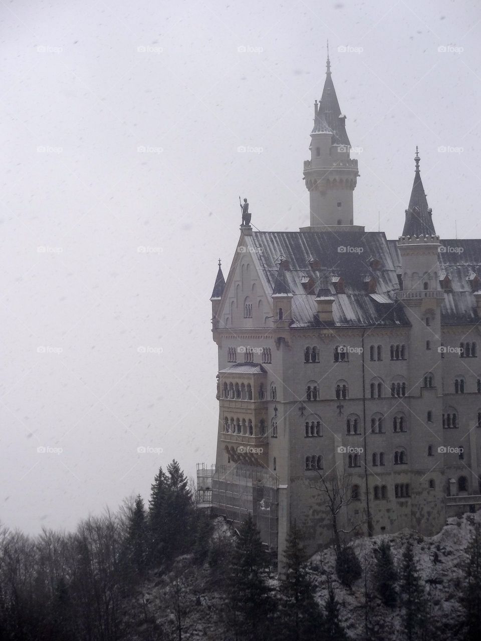 neuschwanstein castle