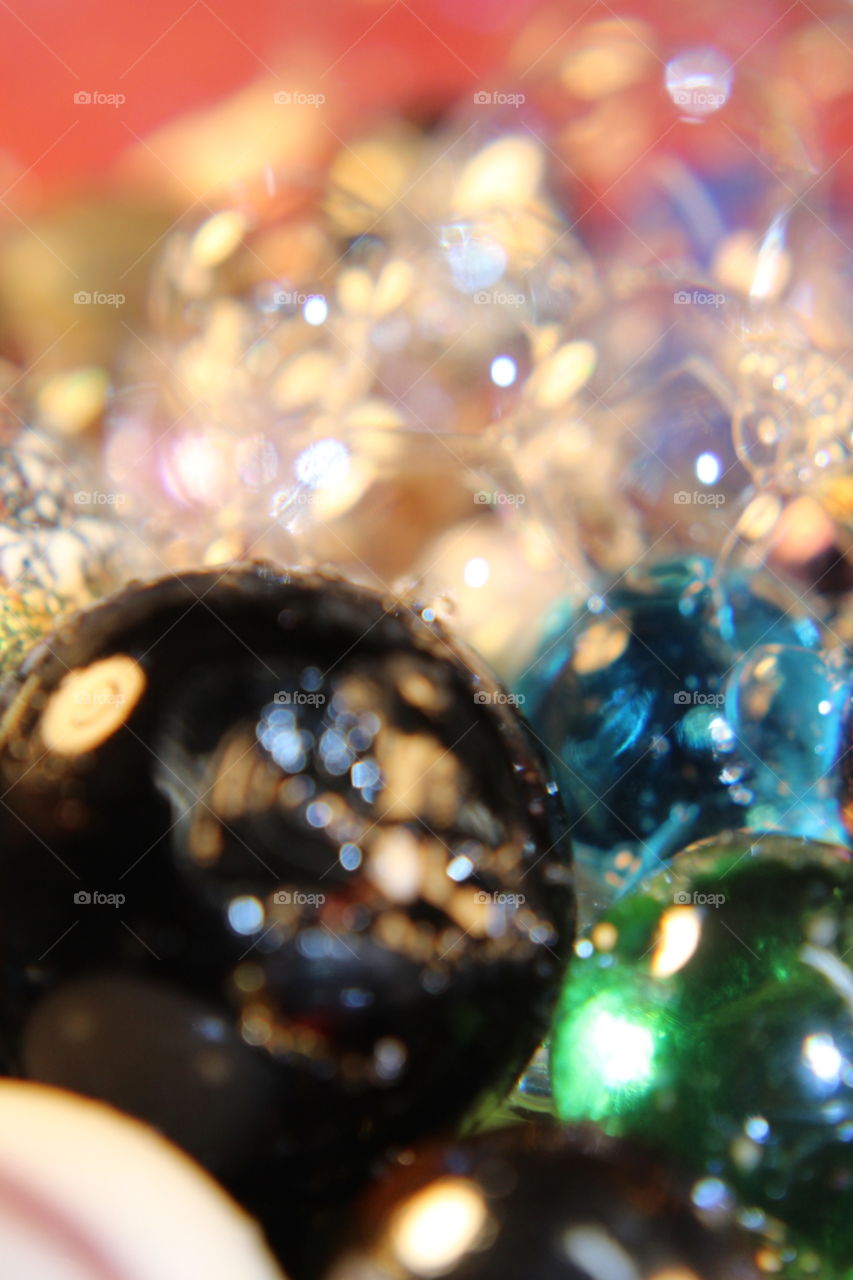 The world of bubbles & marbles 