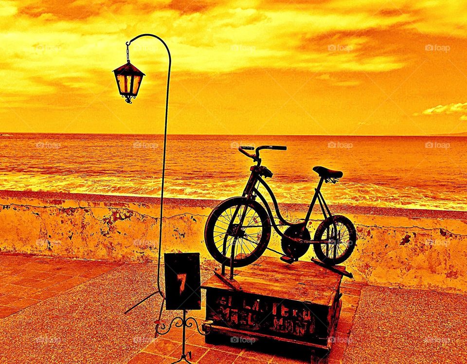 Beautiful display, ocean, and sunset! 