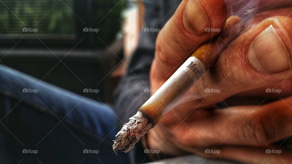 Cigarette