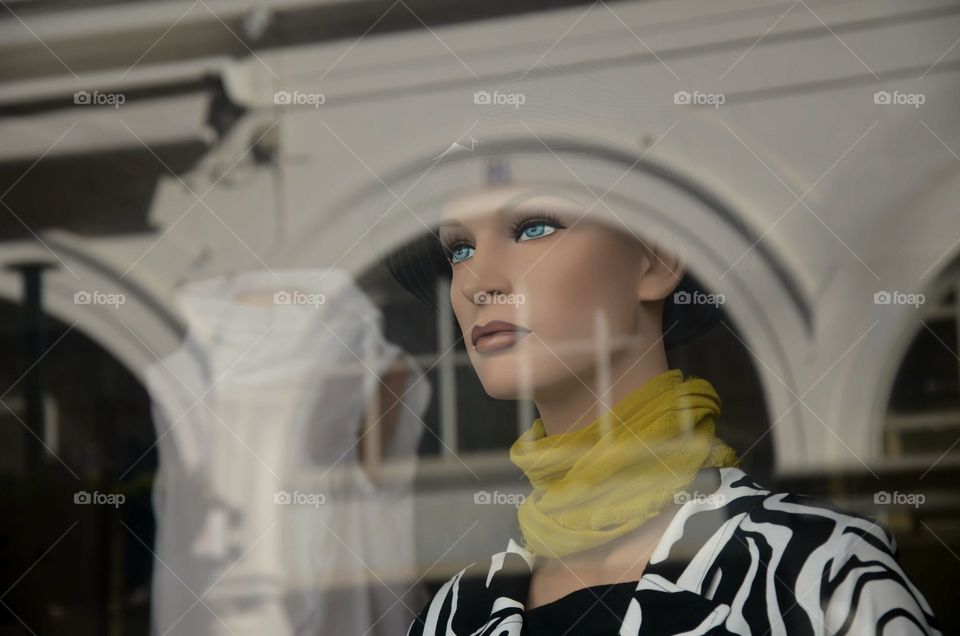 mannequin reflections