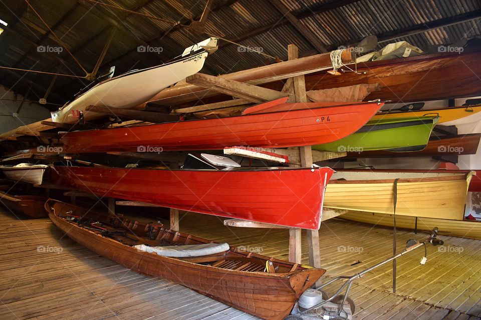 CANOES