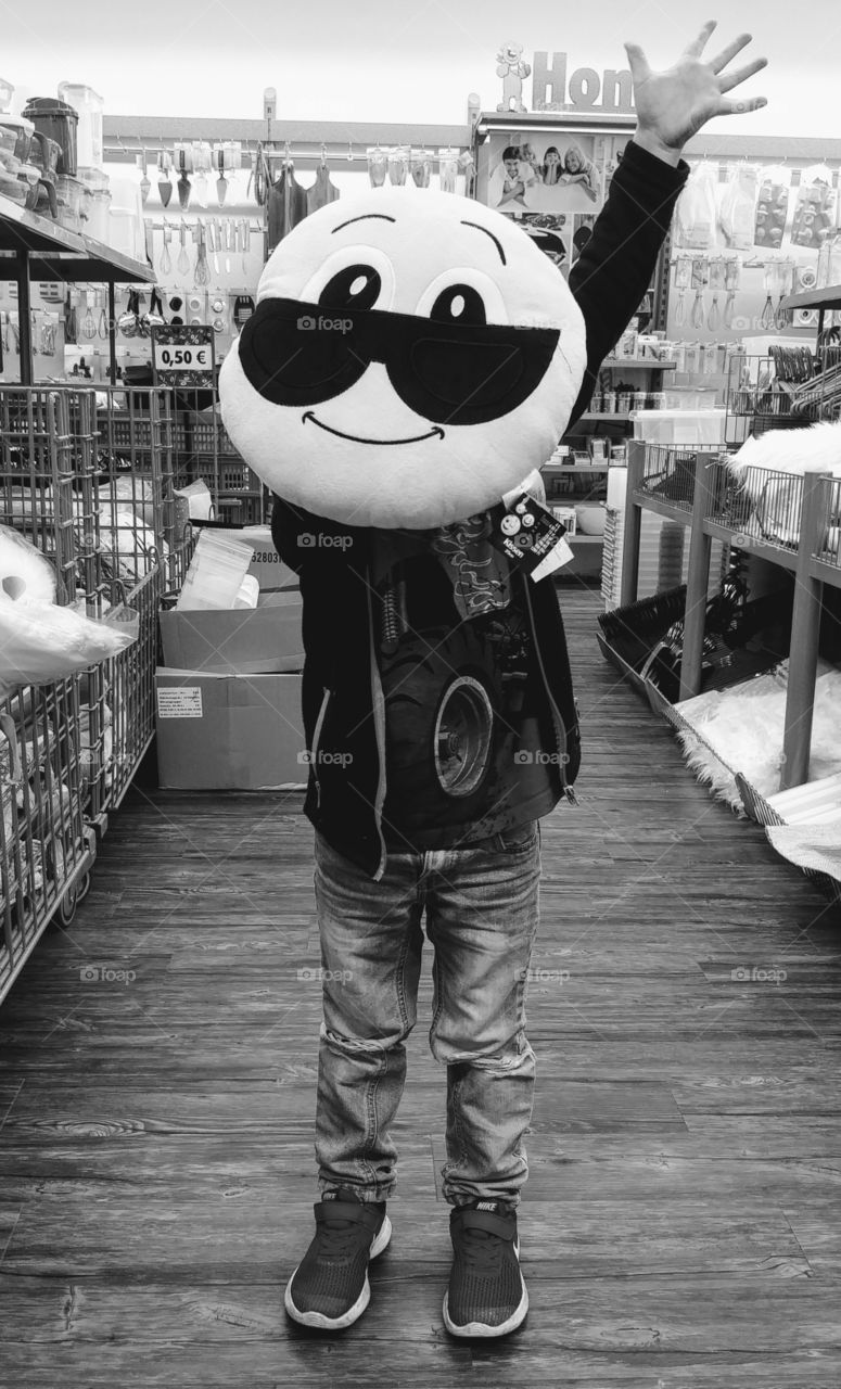 smiley person fröhlich lachen fun spass Sonnenbrille Figur Maske