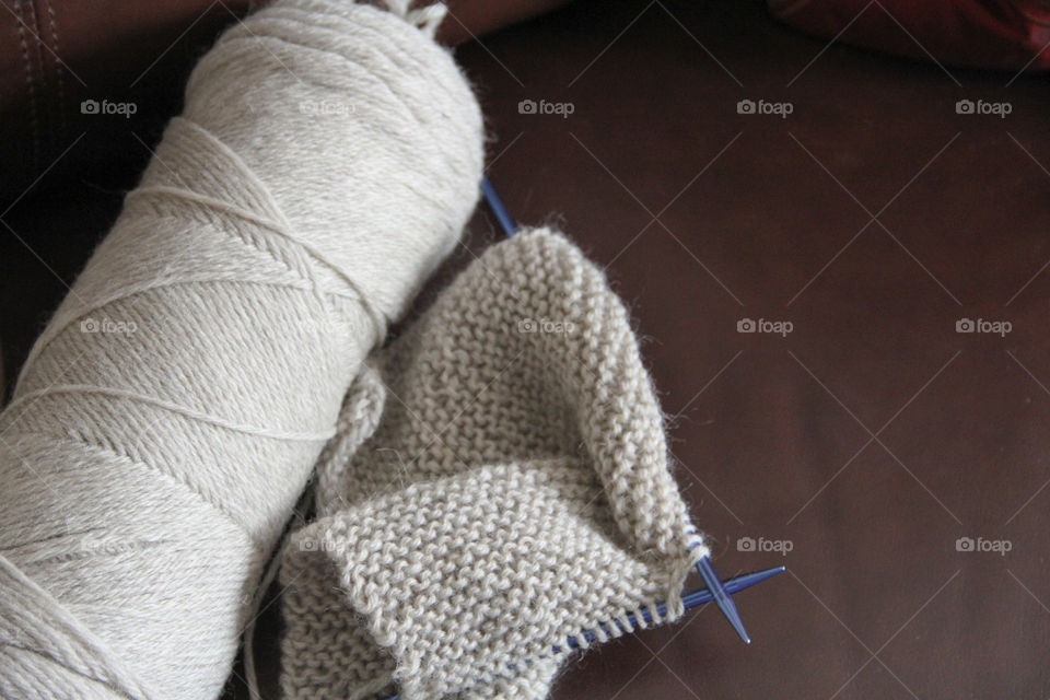 Knitting with yarn