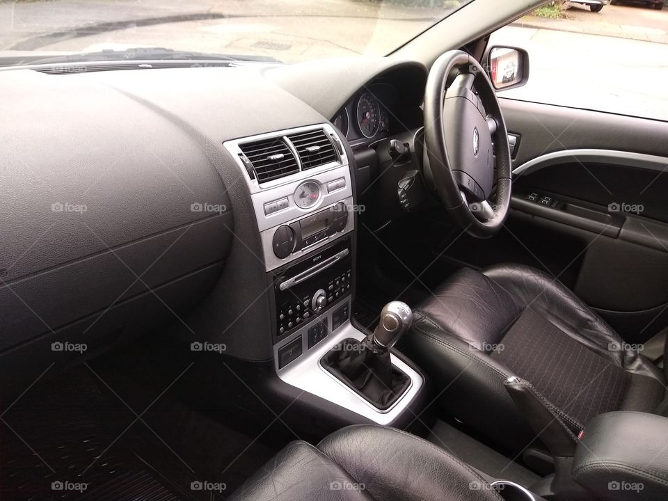 ford Mondeo interior