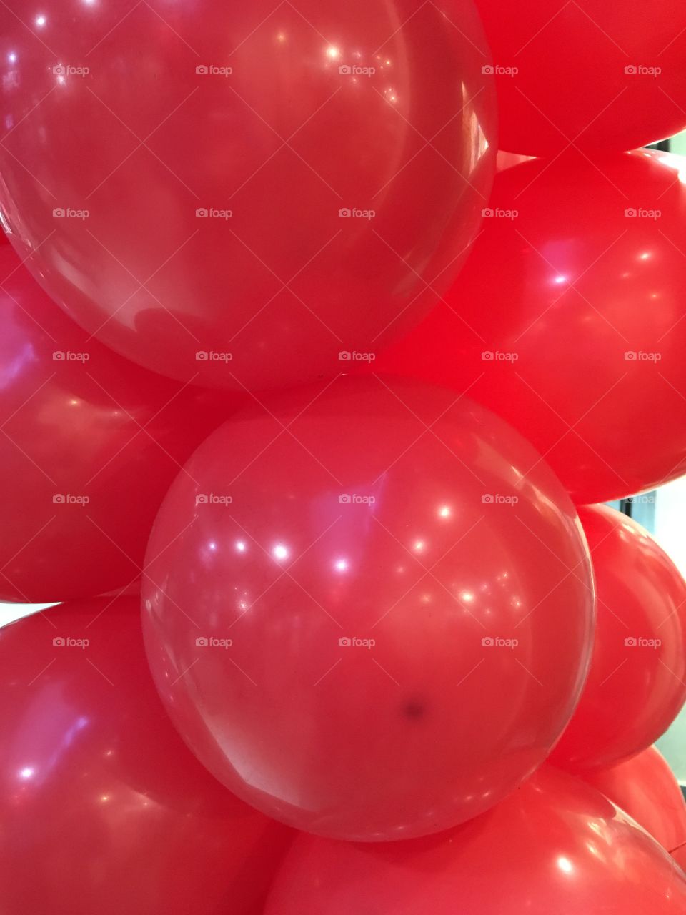 Red baloons