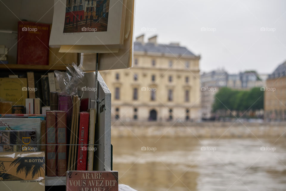 París. Librerias a orillas del Sena. 