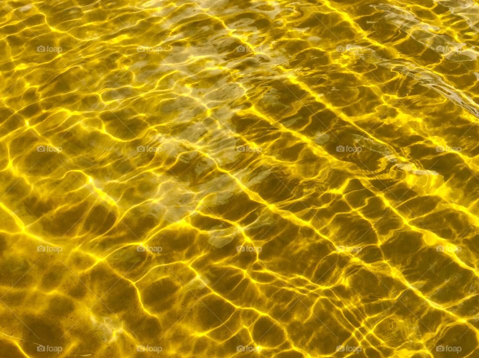 Shimmering water 
