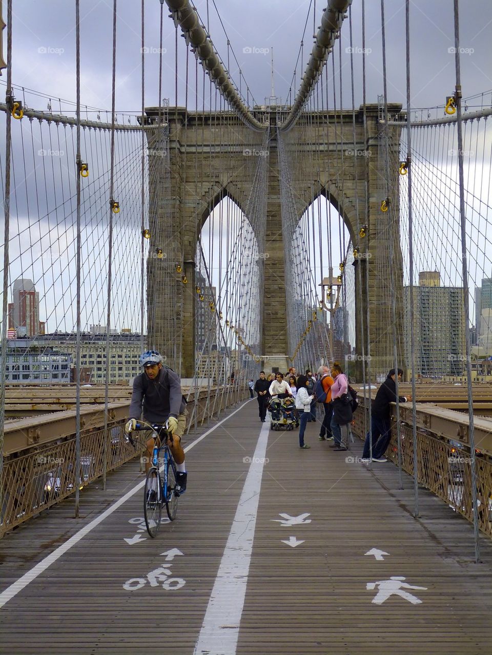 NEW YORK CITY BROOKLYN BRIDGE BIKE PATH