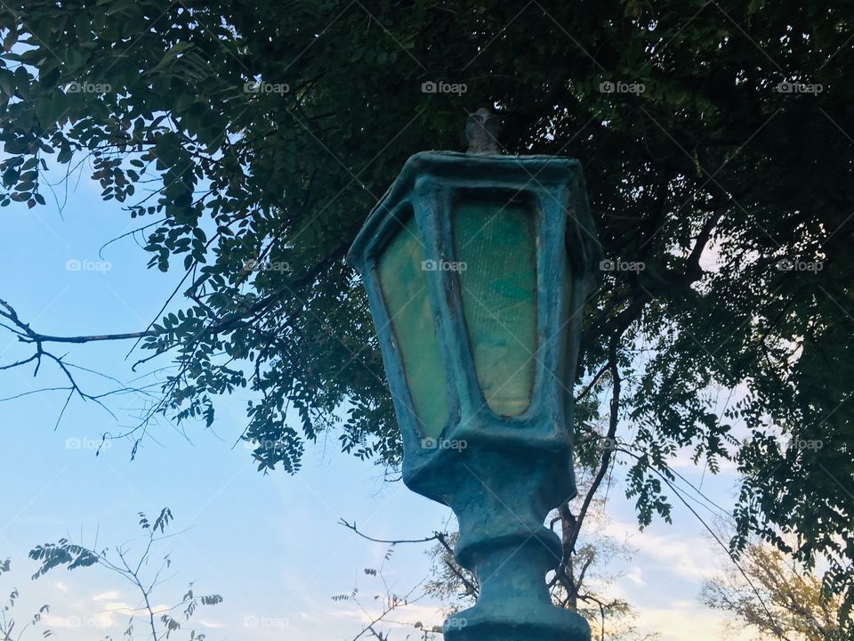 Памятник-фонарь в Одессе