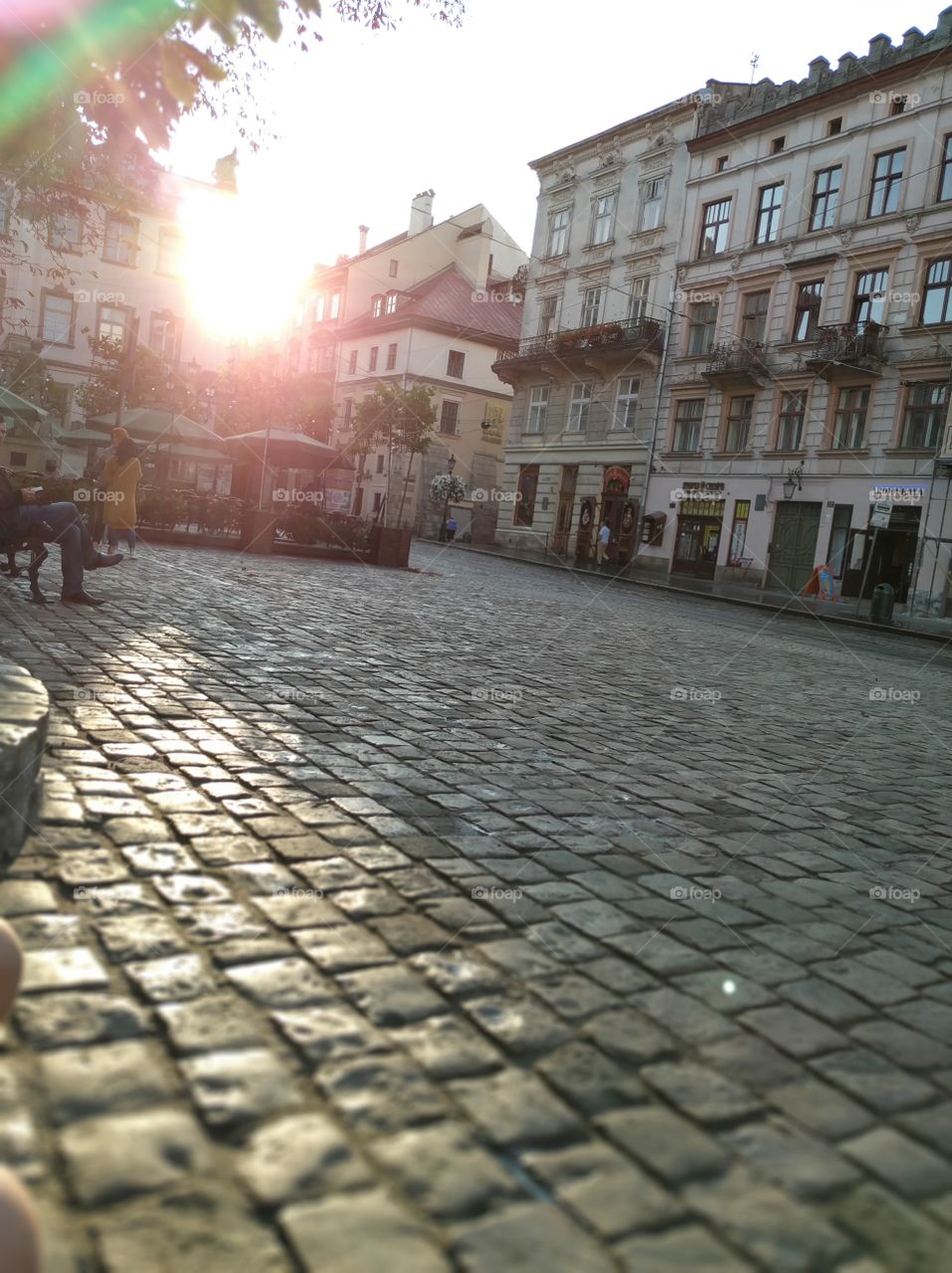 Quiet morning in the city