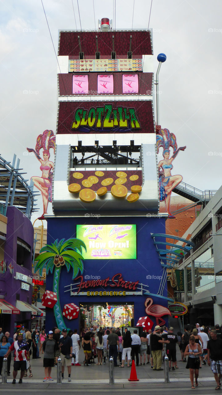 Slotzilla,the big slot-machine in freemont street,Las Vegas