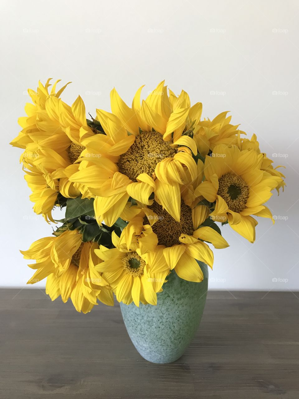 Sunflower in the vase, Decoration 