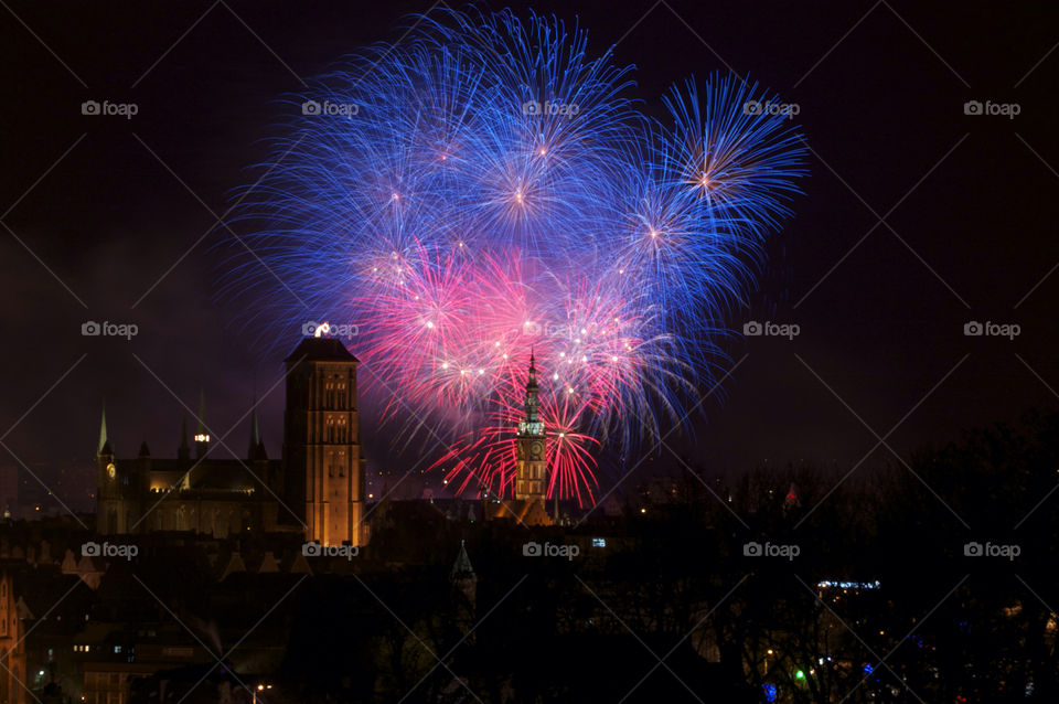 fireworks gdańsk night new year by tomekferenc
