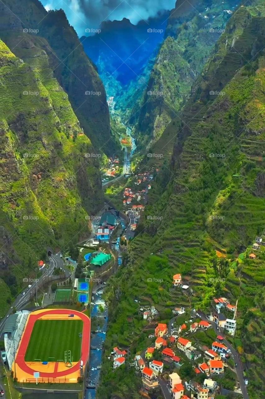 Glory be to God, the natural landscape is amazing