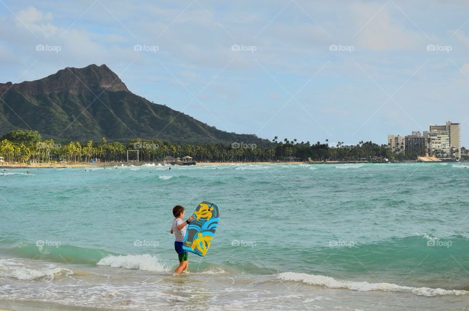 Surfing 