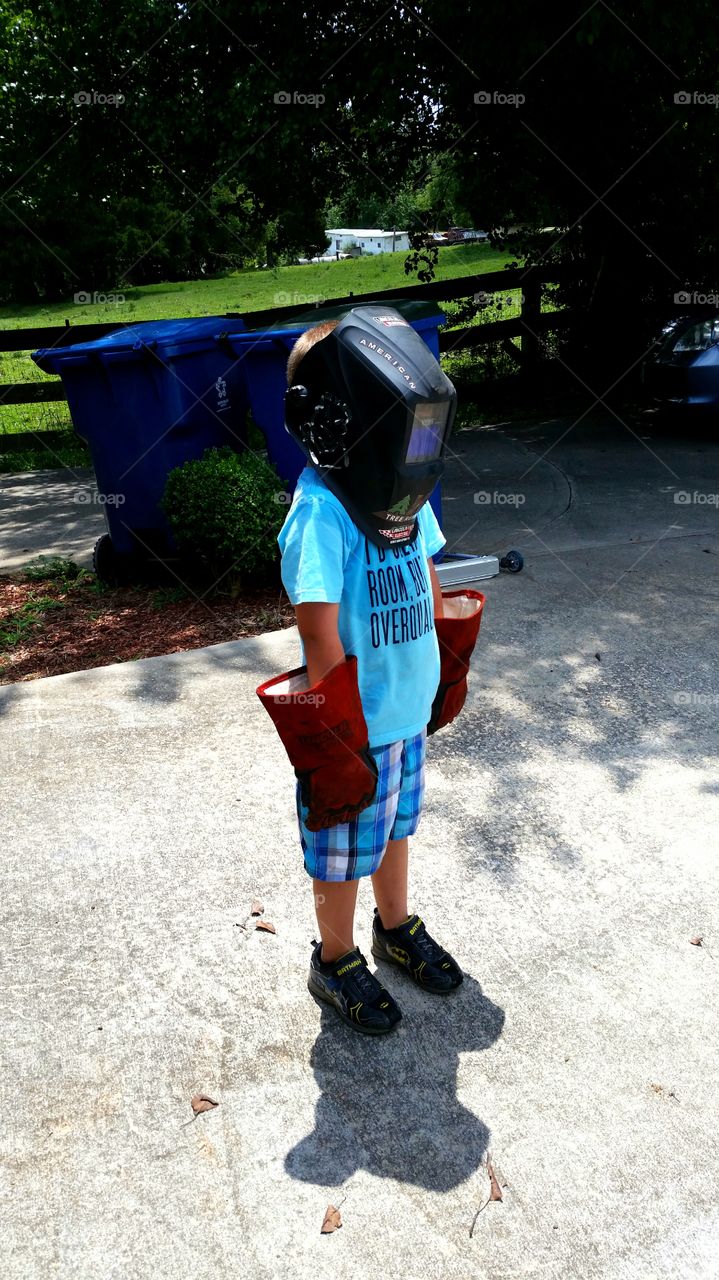 Little welding helper