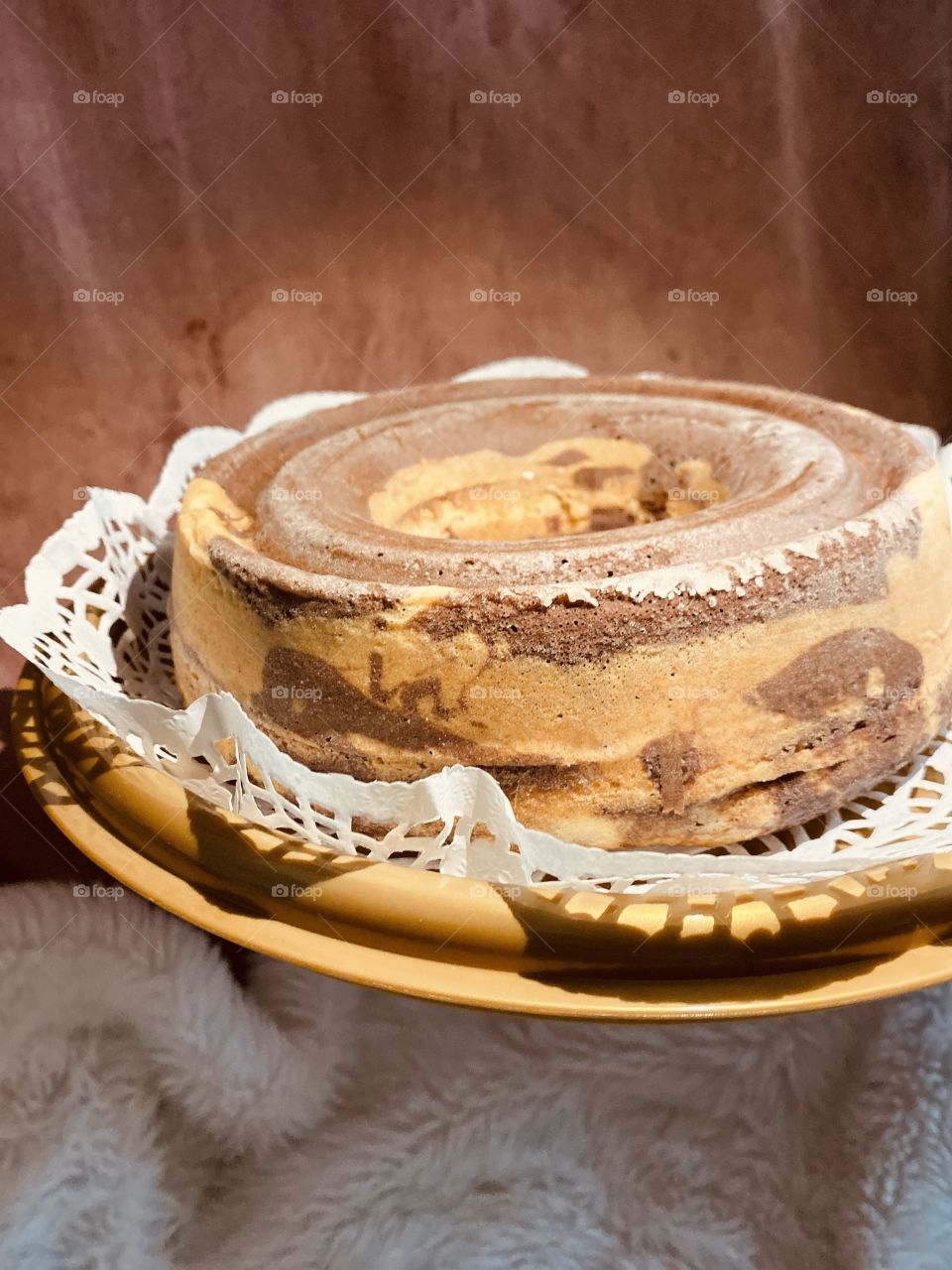 Cake with chocolate vanilla and cinnamon 