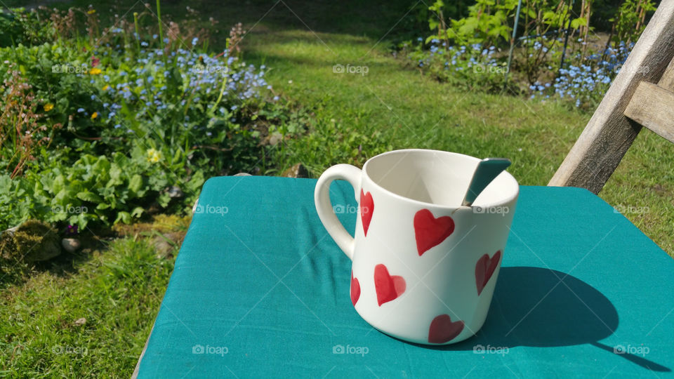 For the love of spring, gardens, coffee and sunshine